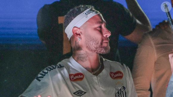 A aquisição foi revelada nesta sexta-feira (11) e custou ao jogador cerca de 1,5 milhão de dólares, o equivalente a aproximadamente R$ 8,3 milhões, segundo a cotação atual.