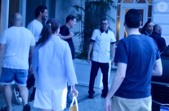 Ivete Sangalo e Tiago Maia foram fotografados juntos no Rio de Janeiro após semanas de especulações sobre um possível relacionamento