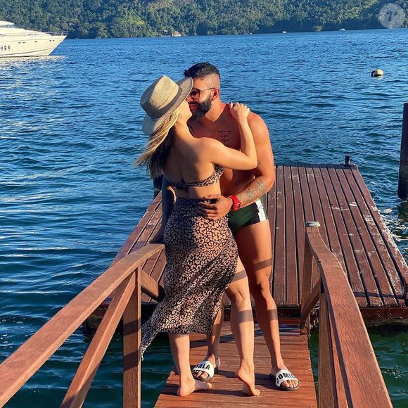 Gusttavo Lima e Andressa Suita assinaram o divórcio em dezembro de 2020 e a reconciliação veio um mês depois