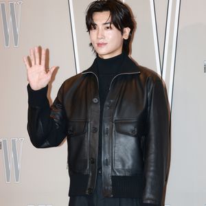 Park Hyung-sik fundou a própria agência de gestão de carreira, a P&Studio