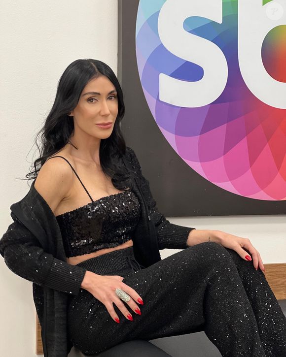 Michelle Barros preencheu maxilares e maçãs do rosto para manter a estrutura firma da face