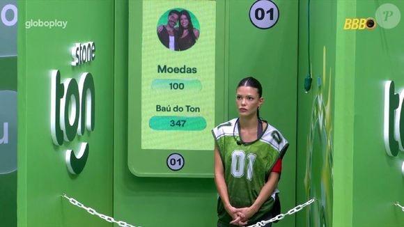 No gramado, os jogadores precisam apertar um botão dentro de 10 segundos quando sua dupla alcançar o topo do ranking. O erro nessa etapa pode resultar em eliminação imediata
