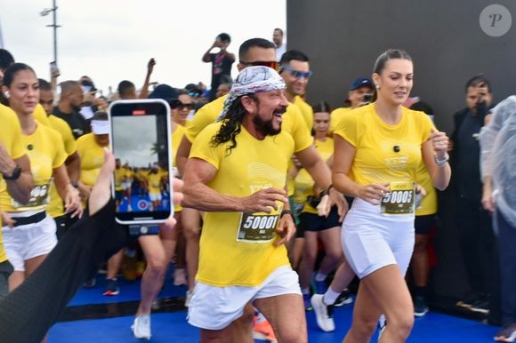 Bell Marques, que pratica corrida de rua, revelou: "Se a minha perna tremer de cansaço, o meu cérebro entende que eu me cansei e joga o cansaço nas minhas cordas vocais e me prejudica"