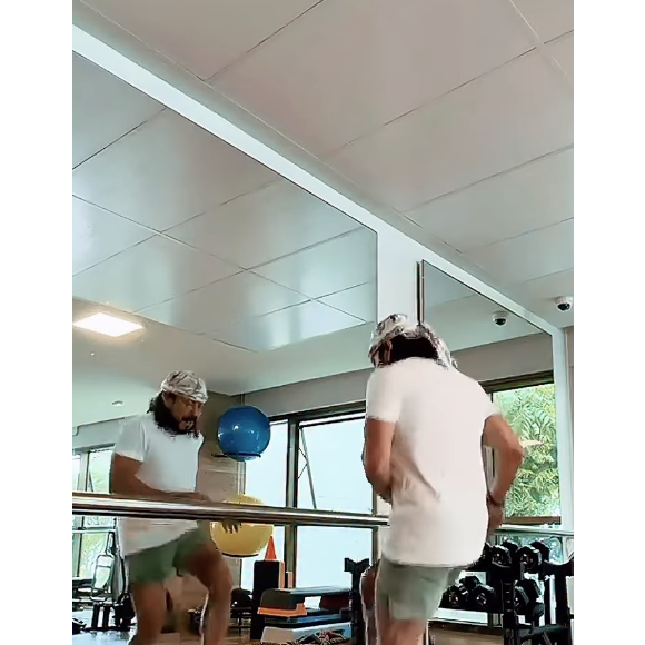 Segundo a personal trainer e nutricionista Lucila Gatz, o relato de Bell Marques também diz muito sobre o envelhecimento longevo e saudável - mesmo que você não faça shows