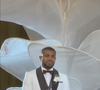 Davi Brito se emocionou durante o casamento e não conteve as lágrimas com a entrada da esposa na cerimônia