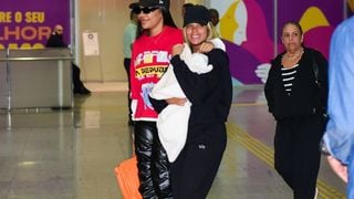 Brunna Gonçalves revela porque evita expor filha com Ludmilla na web, 1 mês após parto: 'A internet é muito...'