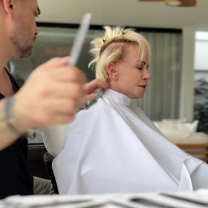 Ana Maria Braga escolheu o Asymmetrical Pixie Bob, um dos cortes menos populares para ajudar a rejuvenescer o rosto