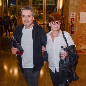 Lídia Brondi vive uma vida afastada dos holofotes e da Globo desde que deixou a TV. Hoje ela é Psicóloga, e tem um consultório próprio onde atua em São Paulo.