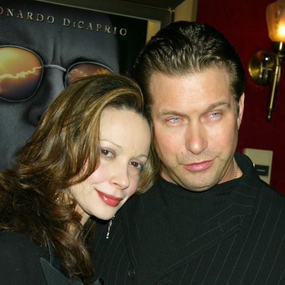 Hailey Baldwin é filha da designer brasileira Kennya Baldwin; seus pais são casados desde 1990