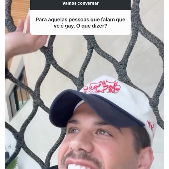 "Não tem que dizer nada. Se eu tivesse dando o rabo, o rabo que ia estar sendo dado era o meu, não era o de ninguém, então quem tem alguma coisa a ver com isso?", disparou Zé Felipe