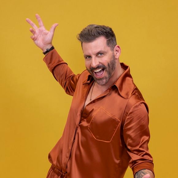 Henri Castelli ficará afastado da casa sob observação médica e fará exames