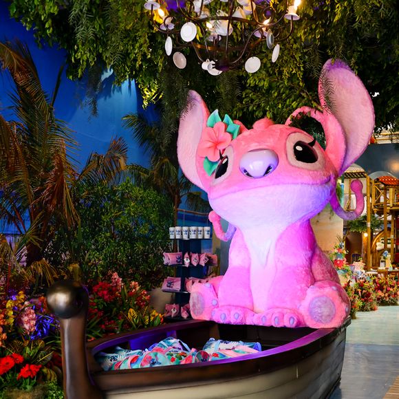 Festa da filha de Ticiane Pinheiro e César Tralli também trazia estátua gigante da personagem Angel