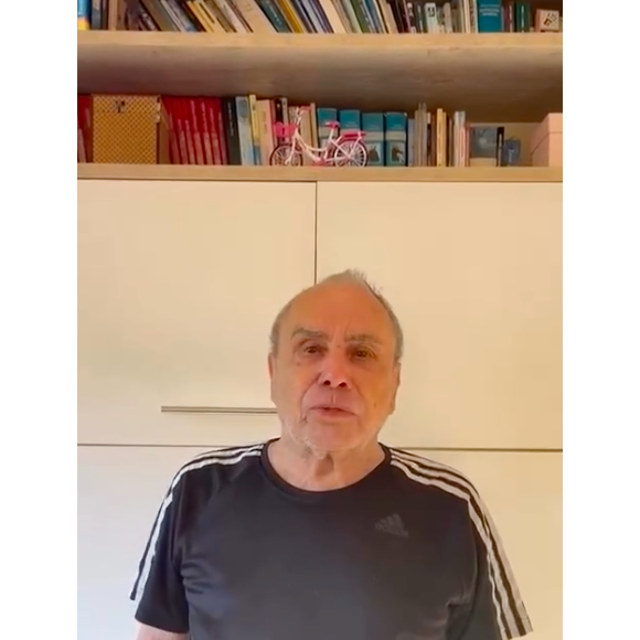 Stênio Garcia diz que sua ex-esposa, mãe das filhas, alugou o apartamento sem a sua consciência