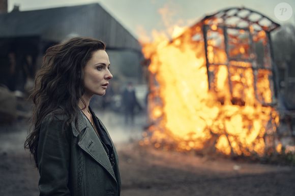 Além de Cillian Murphy, o filme traz novos nomes ao elenco como Rebecca Ferguson, Tim Roth e Barry Keoghan