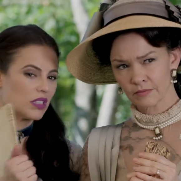 Dorotéia (Julia Lemmertz) e Melissa temem que Felipe descubra detalhes sobre a morte de Berenice.