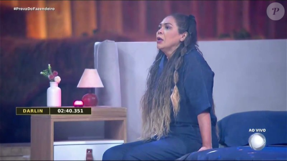 Darlin Ferrattry surgiu como favorita a continuar no jogo com 33,83% das intenções de votos para ficar de acordo com a enquete UOL