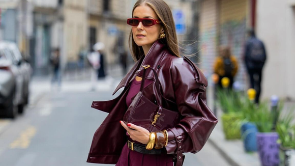 As botas Chelsea estão de volta, e estas marrons são tão estilosas (e confortáveis) que parecem mocassins