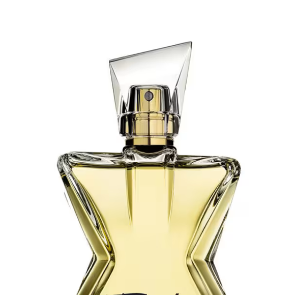 2. Rock! (Shakira) 50ml | R$ 116,90 - cheio de atitude, este perfume foi criado para mulheres intensas e confiantes