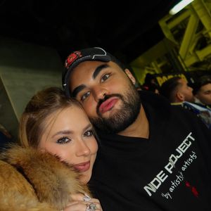 Virgínia foi ao jogo acompanhada dos amigos Lucas Guedez e Duda Freire