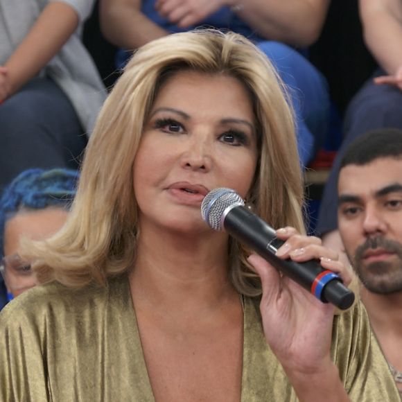 Roberta Close apontou preconceito do povo brasileiro e no final da década de 1990 viu o STF negar que ela mudasse de sexo na identidade