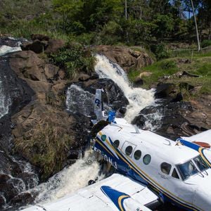 Acidente de avião de Marília Mendonça deixou mais quatro mortos: o produtor Henrique Ribeiro, o tio e assessor Abicieli Silveira, o piloto Geraldo Martins e o co-piloto Tarciso Pessoa