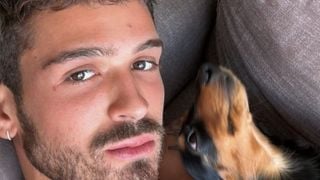 Após Carnaval, João Guilherme surge em foto com Haku, 'filho' com Bruna Marquezine: esse é o registro mais fofo que você vai ver hoje!