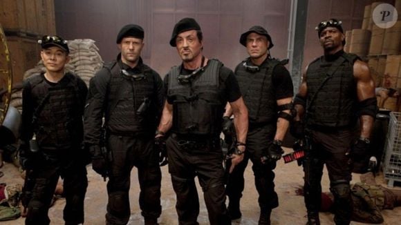 Participação de Chuck Norris em 'Os Mercenários 2' teria gerado desconforto nos bastidores