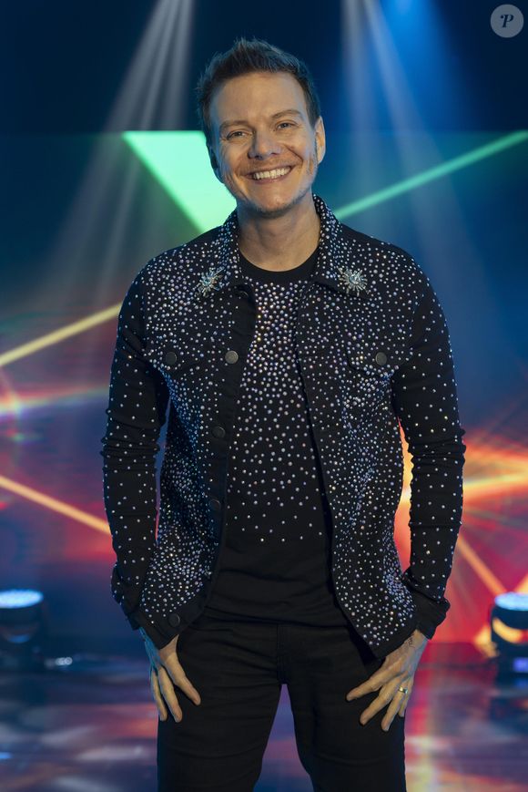 Michel Teló, mentor do 'Estrela da Casa', comprou um avião e planeja tirar o brevê para poder pilotar a aeronave