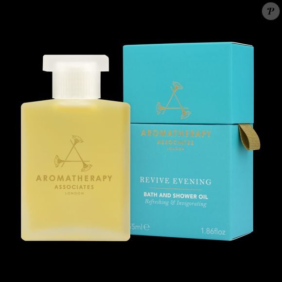 O óleo de banho usado por Lady Di para ter mais confiança era o Revive Evening Bath & Shower Oil