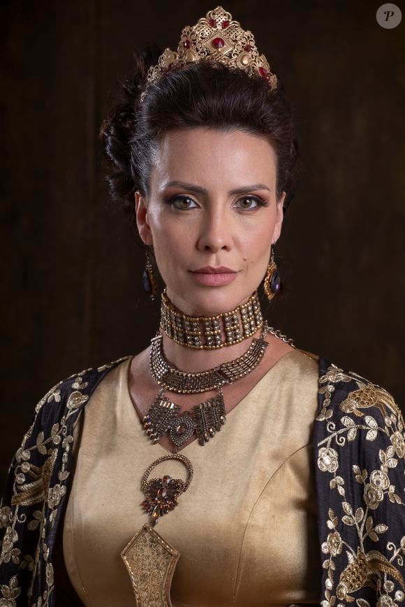 Camila Rodrigues migrou da Globo para as novelas bíblicas da Record