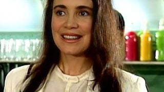 'Favelada': há 30 anos, Regina Duarte sofreu preconceito em 'História de Amor' e Globo exigiu mudança de comportamento da atriz