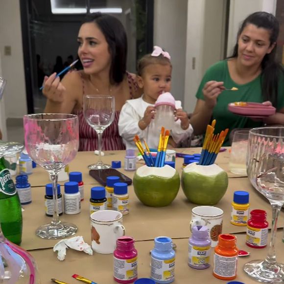 Bruna Biancardi participou de uma tarde de pintura entre amigas