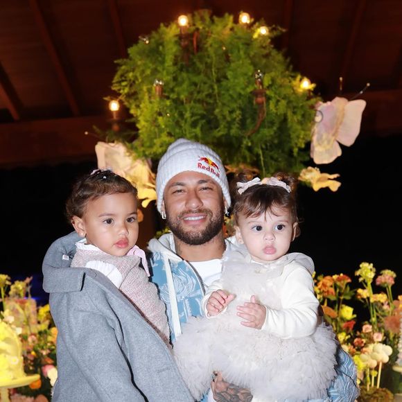 Davi Lucca também é irmão de Helena, filha de Neymar e Amanda Kimberlly