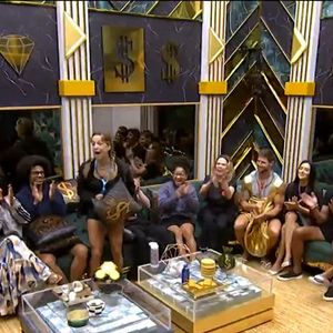 Samira ficou em êxtase ao ouvir que ganharia dinheiro após atender Big Fone do 'BBB 26'