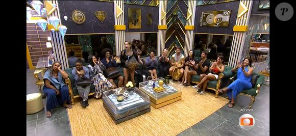 Samira ficou em êxtase ao ouvir que ganharia dinheiro após atender Big Fone do 'BBB 26'