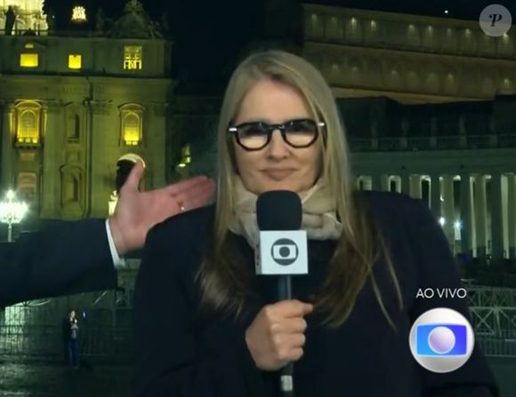 Ilze Scamparini pareceu desconfortável em aparição com William Bonner, como apontaram internautas