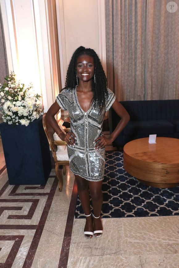 Em um evento, Lorena Raissa confessou que não se achava preparada para assumir o posto de Rainha de Bateria