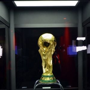Com 48 seleções, álbum da Copa de 2026 será o maior da história, reunindo 980 figurinhas, de acordo com a ESPN