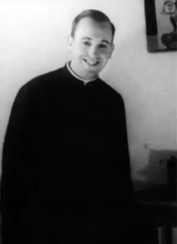 Papa Francisco em foto da juventude. Jorge Mario Bergoglio está com 88 anos