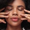 Skincare em 2025: estes são os 4 ativos que todo mundo vai querer usar ainda este ano, segundo dermatologista
