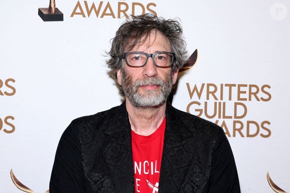 Neil Gaiman e Amanda Palmer são acusados de estupro e tráfico de pessoas por ex-babá