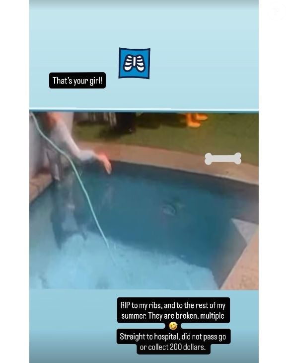 Atriz de 'Orange Is The New Black', Ruby Rose limpava a piscina de sua casa quando se desequilibrou e sofreu um acidente