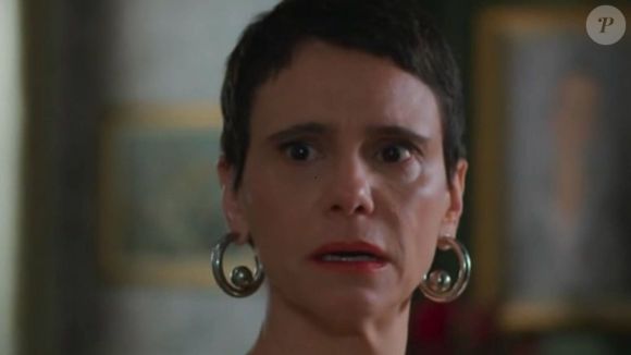 Celina (Malu Galli) descobre que Odete sabotou a comida da empresa, e avisa imediatamente Raquel.