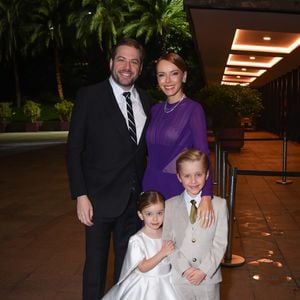 Filho de Roberto Justus, Ricardo, com a esposa, Fran, em festa de renovação de votos com Ana Paula Siebert