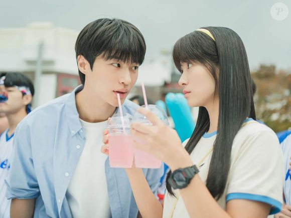 Byeon Woo-seok é o protagonista de 'Lovely Runner', um dorama lançado em 2024 e que é considerado um dos melhores dos últimos anos