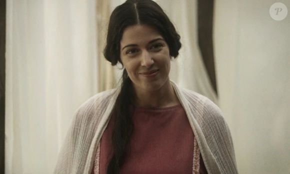 Na série de sucesso 'The Chosen', Elizabeth Tabish, hoje aos 40 anos, interpreta Lilith/Maria Madalena.