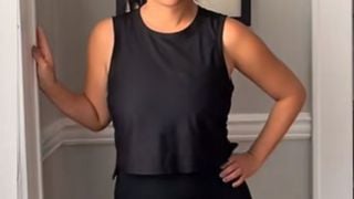 Dra. Nancy, fisioterapeuta: 'Com estes quatro exercícios de pilates com faixa elástica, você poderá fortalecer o quadril, andar melhor e prevenir quedas'