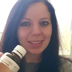 O vídeo foi postado por Gabriella Gáspár, mãe de Jazmin e modelo húngara, que há tempos afirma que Neymar é pai de sua filha