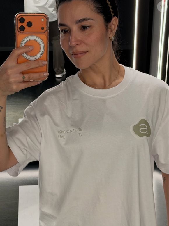 Janaína Mendes é ex-bailarina do Faustão e foi justamente nesse cargo que ela conheceu Ronaldinho Gaúcho, com quem teve um breve envolvimento