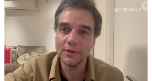 "Recebi a notícia dos prêmios que a gente ganhou da forma mais louca possível, no set de filmagem", explicou Wagner Moura